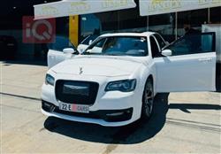 کرایسلەر 300